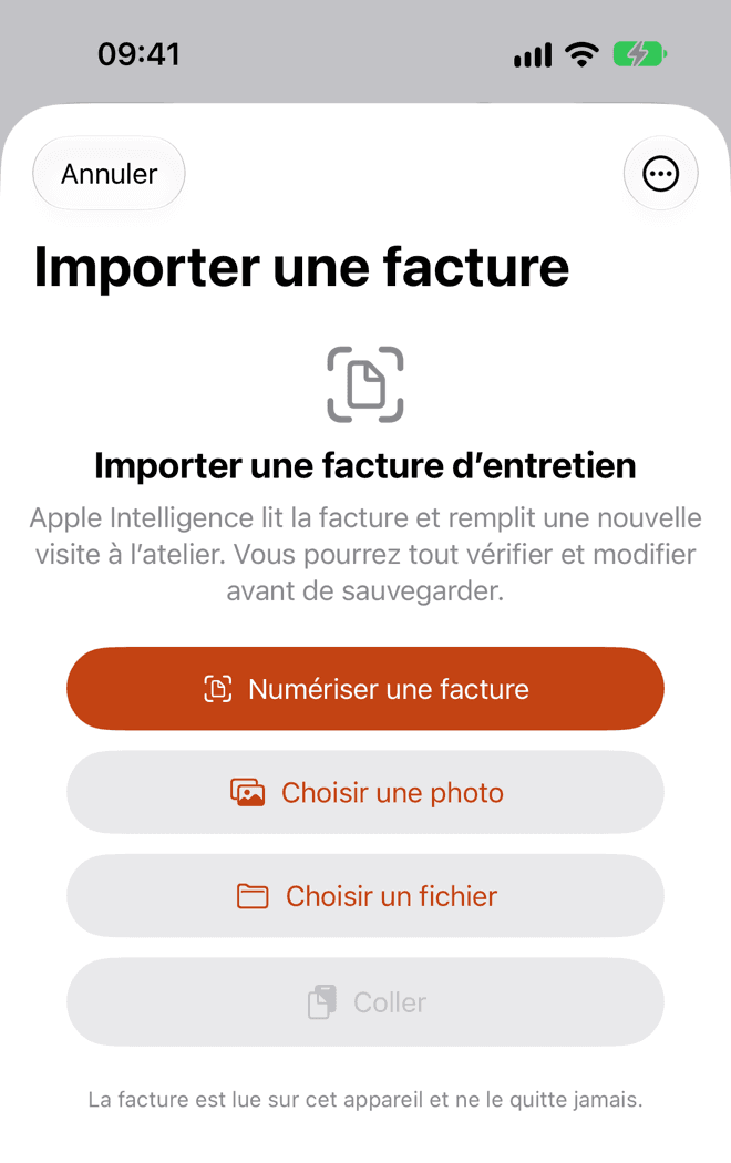 L’écran Importer une facture, avec des boutons pour numériser une facture, choisir une photo, choisir un fichier ou coller.